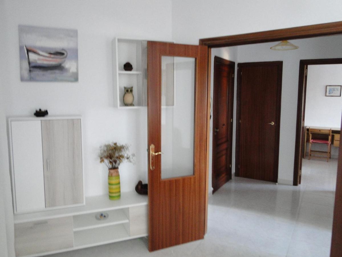 Apartamentos Blanco O Grove Exterior photo